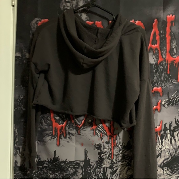 'Rock n' Roll Will Never Die' Cropped Black Hoodie | SWS - Picture 4 of 4